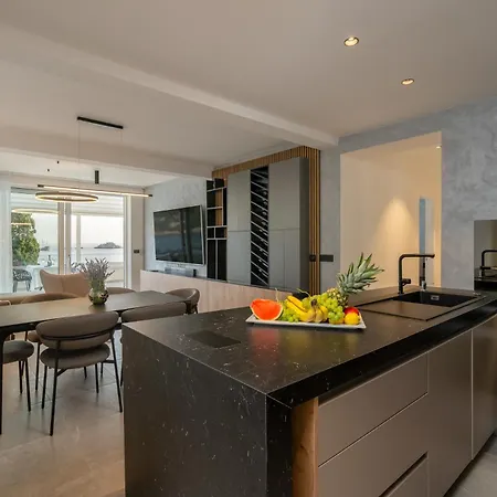 Apartment Levanat *